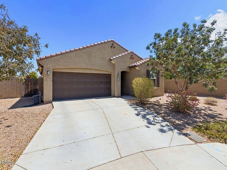 2625 S 120TH Drive photo 4