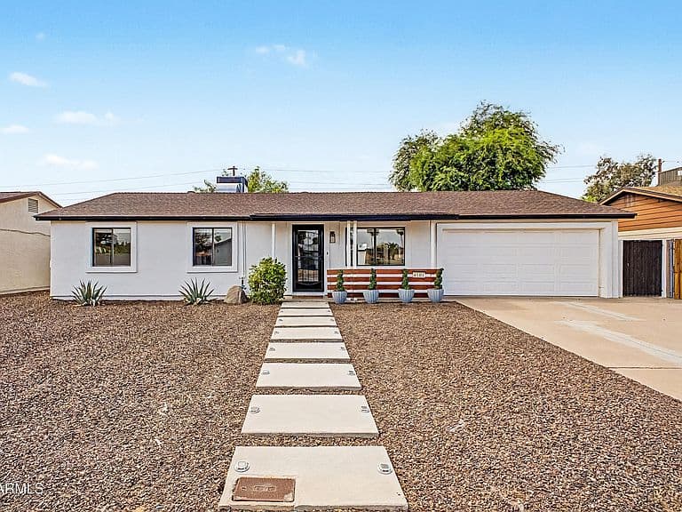 4101 E CALAVAR Road photo 2