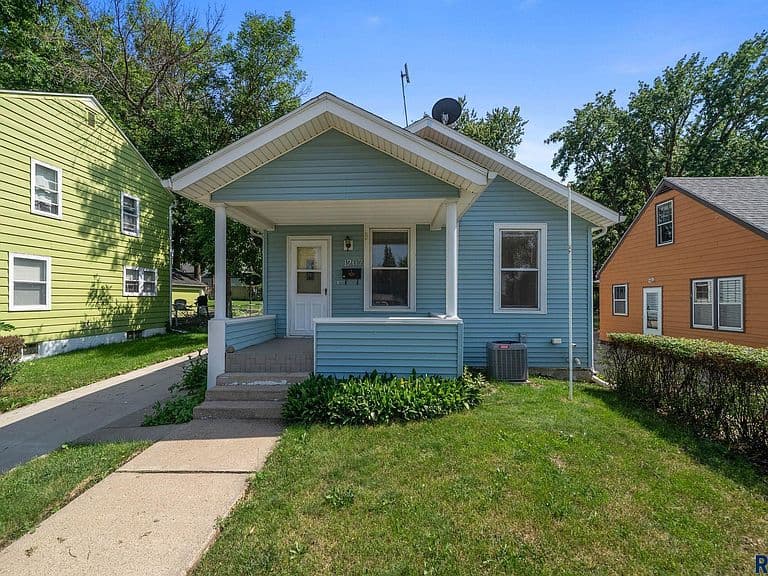 1207 W Sioux St photo 4