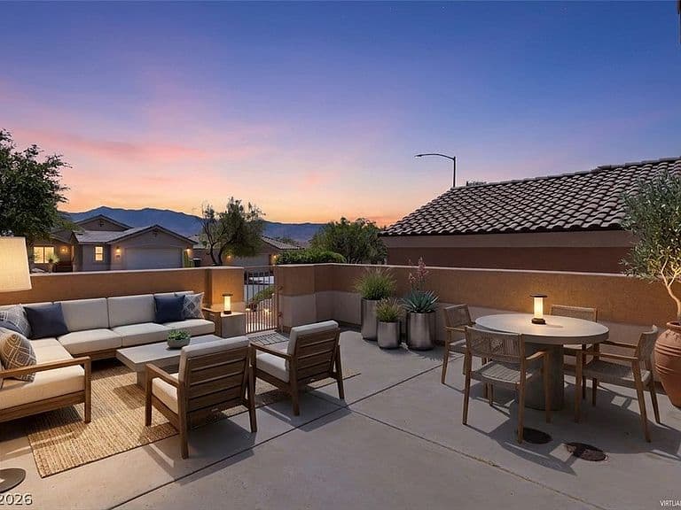 1273 Chaparral Dr photo 1