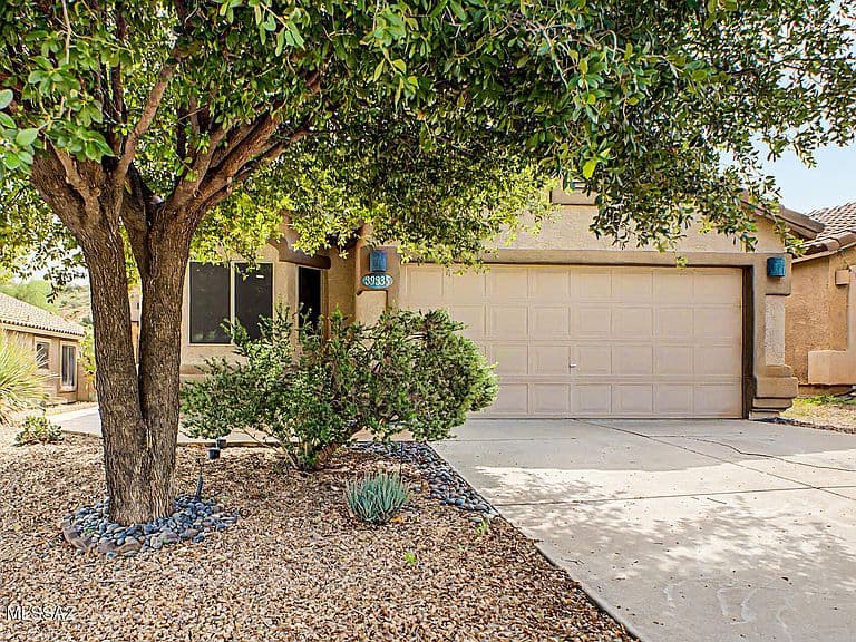 39335 S Old Arena Dr photo 4