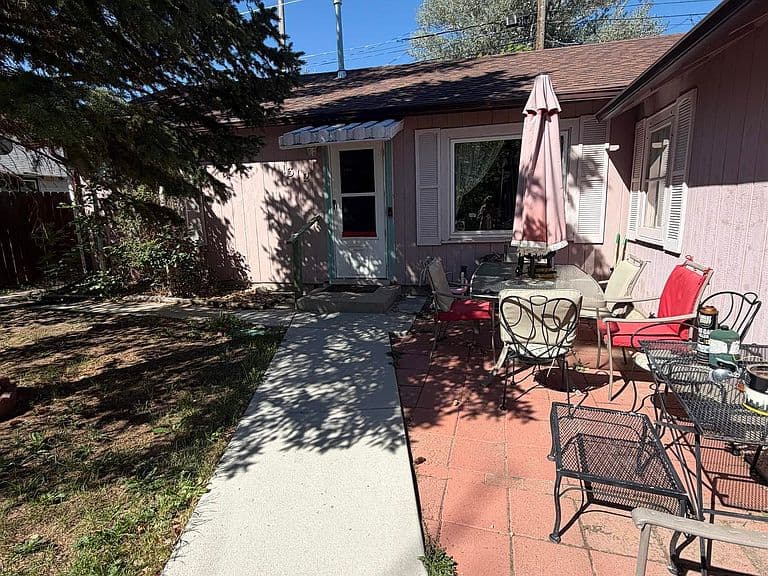 1312 Willow St photo 2