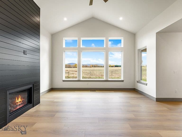 118 Noble Peak Dr photo 3