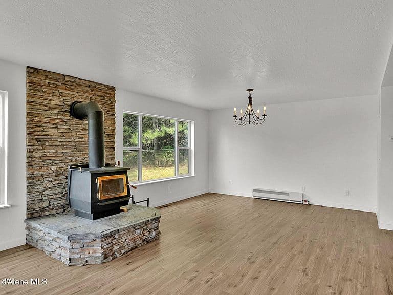 2676 E Canton Ln photo 3
