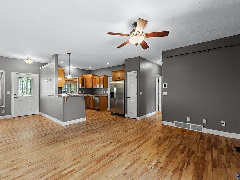 105 E Switch Grass Trl photo 5