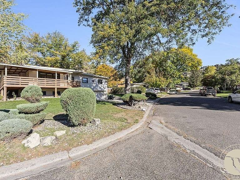3004 Leeann Blvd photo 3