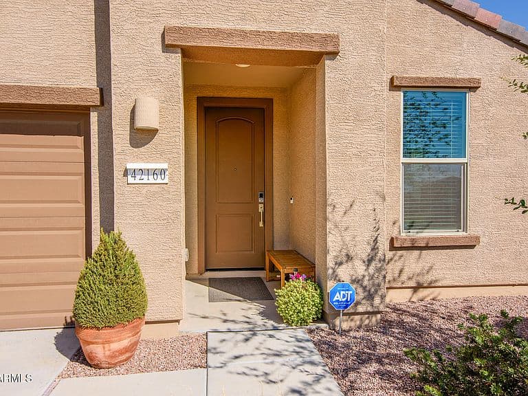 42160 W SUNFLOWER Road photo 2