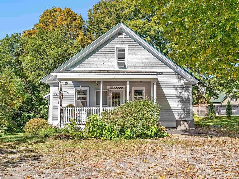 902 Needles Eye Road photo 3