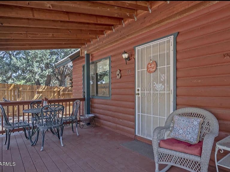 1285 W PAINT PONY Drive photo 3
