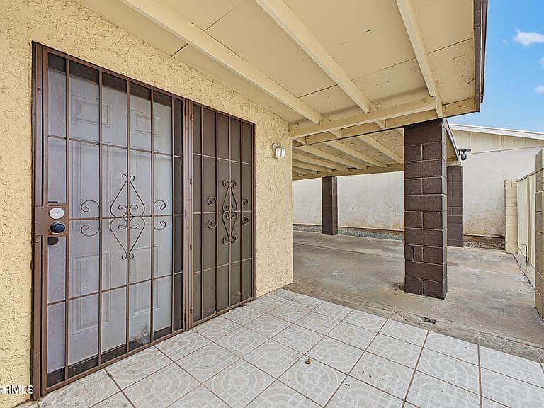 4630 E SOUTHERN Avenue photo 4