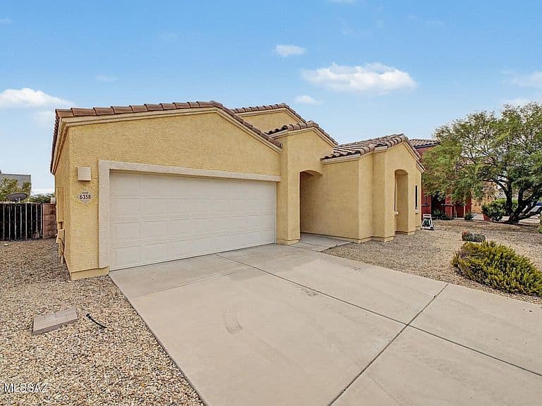 6358 E Koufax Ln photo 3