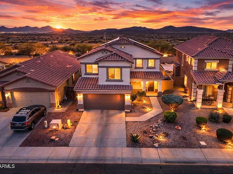 4535 W Cottontail Rd photo 1