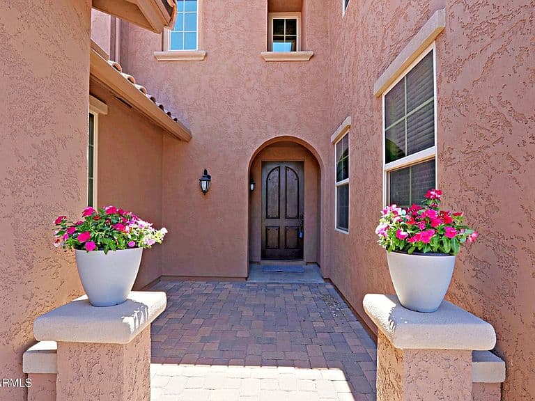 157 E CANYON Way photo 4