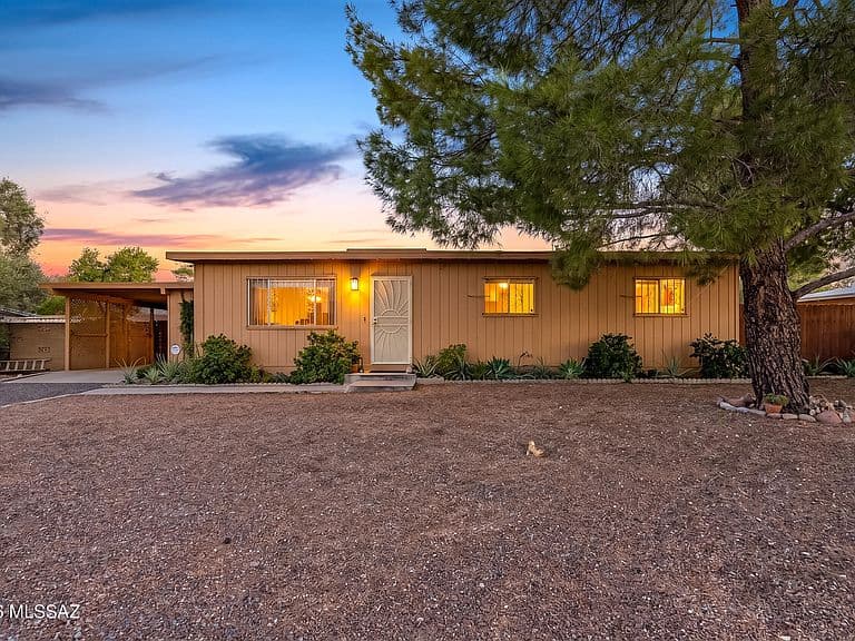 7316 E Calle Arturo photo 1