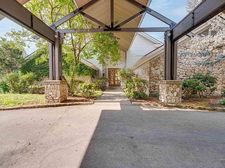 3065 S Whitepost Way photo 2