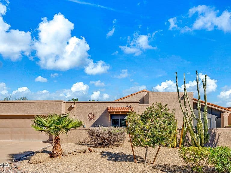 18548 E PARADA Circle photo 1