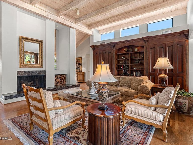 5225 E Turquoise Ave photo 5