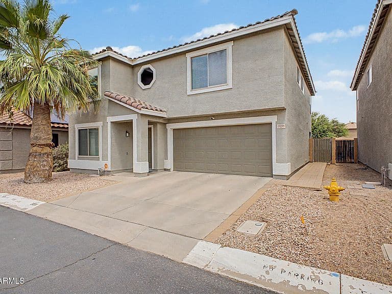 2098 E SPRUCE Drive photo 2