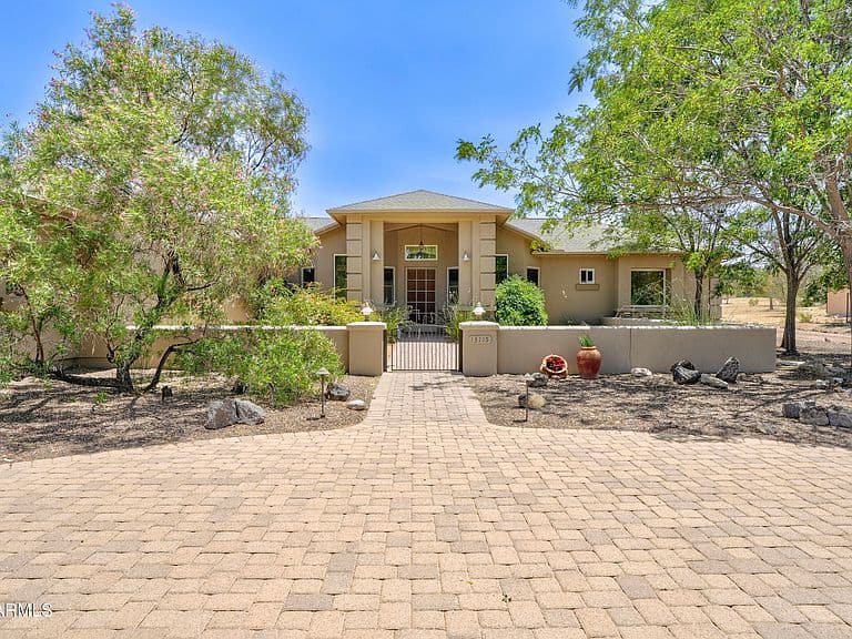 13115 N YAQUI Drive photo 1