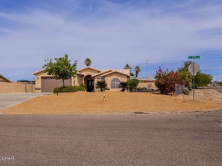 3627 El Toro Dr photo 2