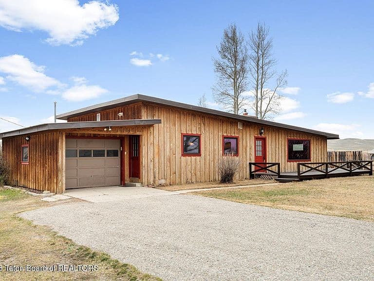 10169 Us Highway 191 photo 1