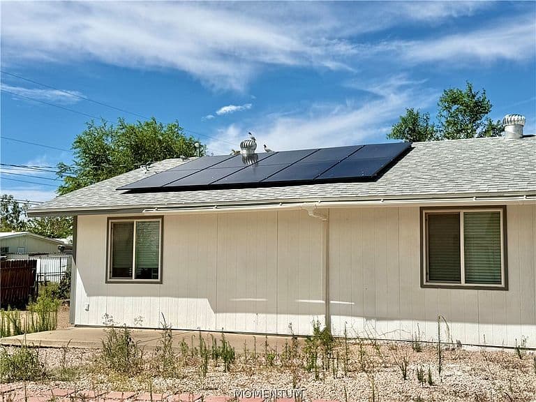 2290 E Packard Avenue photo 5