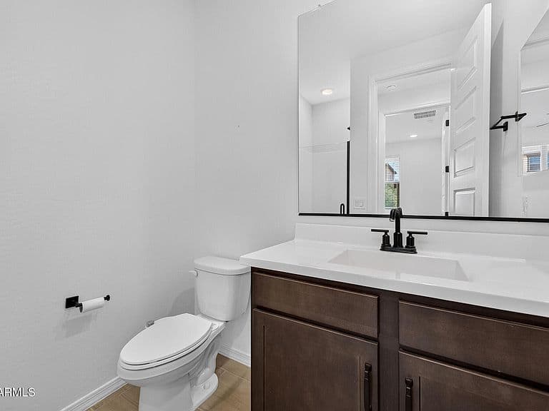 4337 W SEBASTIAN Lane photo 5