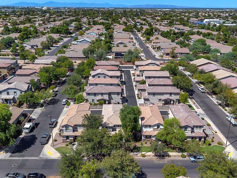 2898 S HANSEN Drive photo 2
