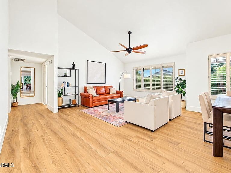 16012 N 50TH Street photo 5