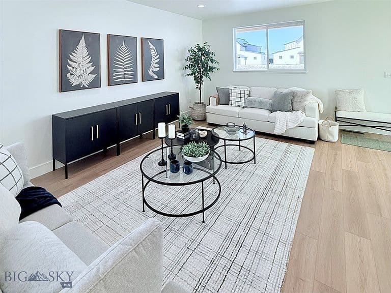 812 Accolade Loop photo 4