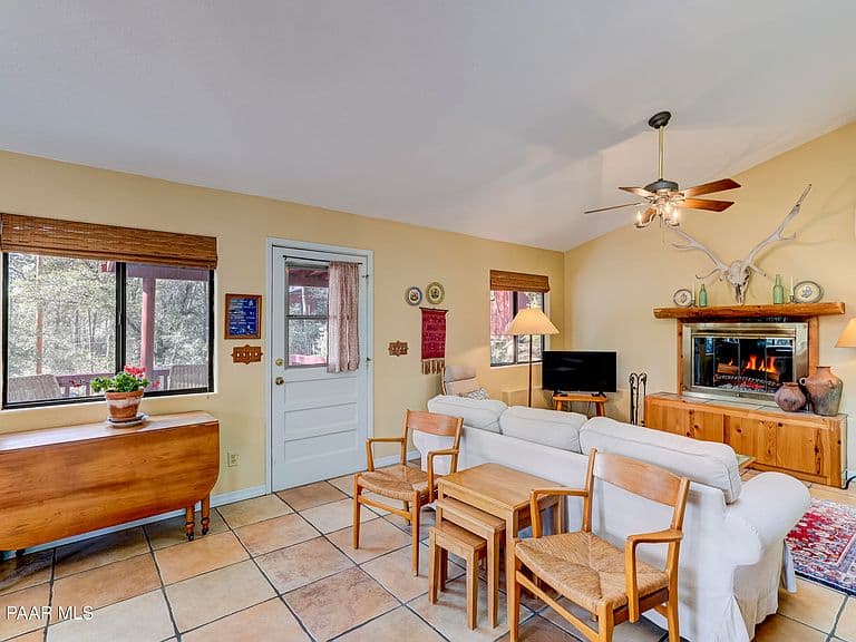 1366 W Mica Rd photo 2