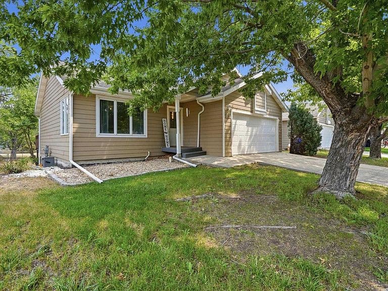 1220 Range View Cir photo 3