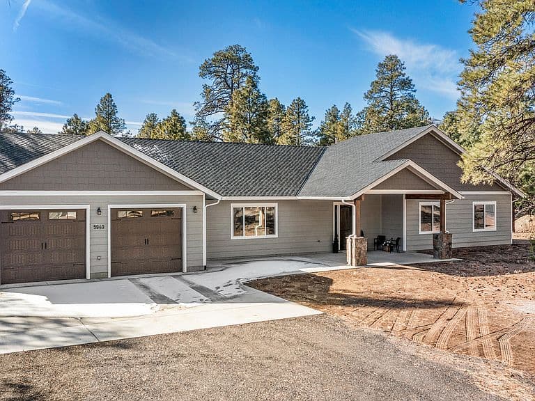 5940 GLENWOOD Trail photo 2