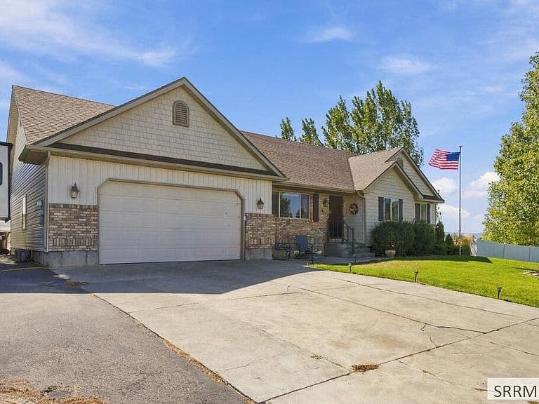 857 S Belle Arbor Dr photo 2