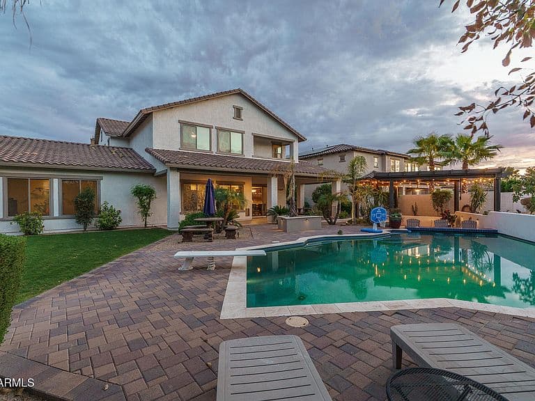 14564 W LAJOLLA Drive photo 1