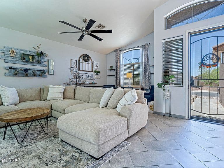 6984 W Tacna Dr photo 4