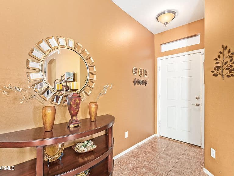 6934 W Beverly Rd photo 4