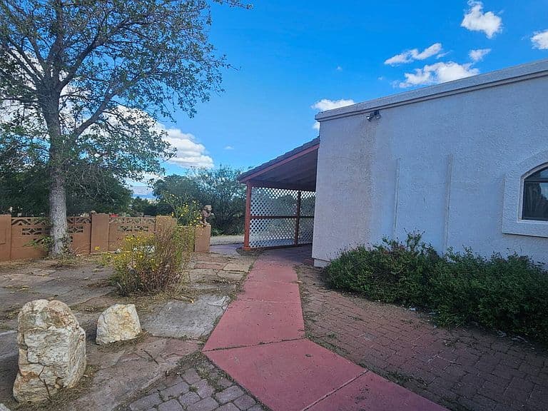 5034 E MARBLE Drive photo 2