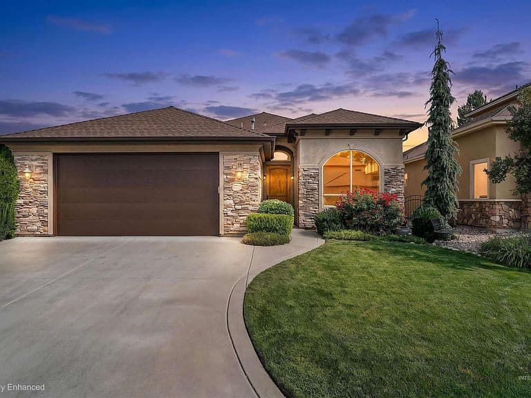 1614 W Par Ct photo 2