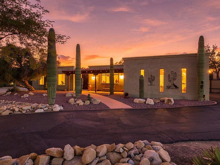 3043 N Sarsaparilla Pl photo 1