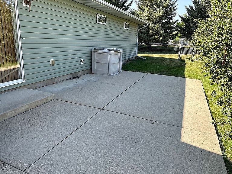 1719 Sagebrush Dr photo 3