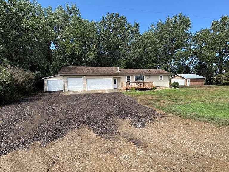 517 58th Ave photo 3