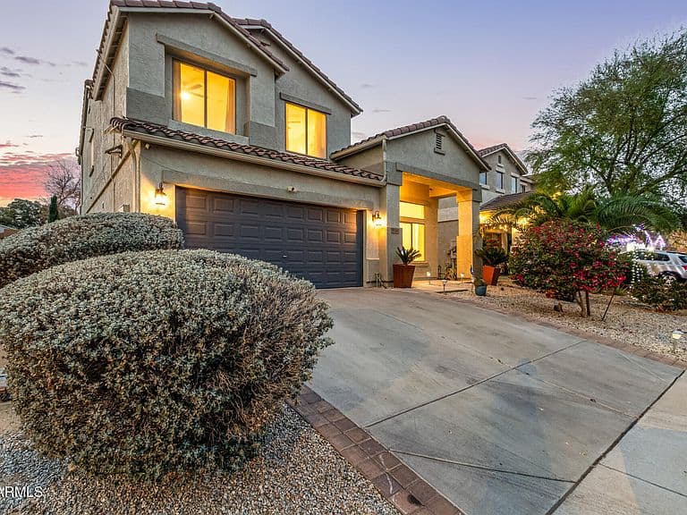 9220 N 182nd Dr photo 4