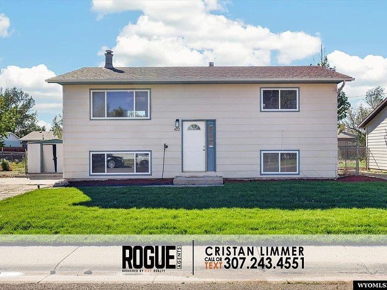 422 Missouri St photo 1
