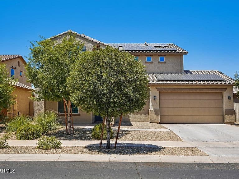18248 W FOOTHILL Drive photo 3