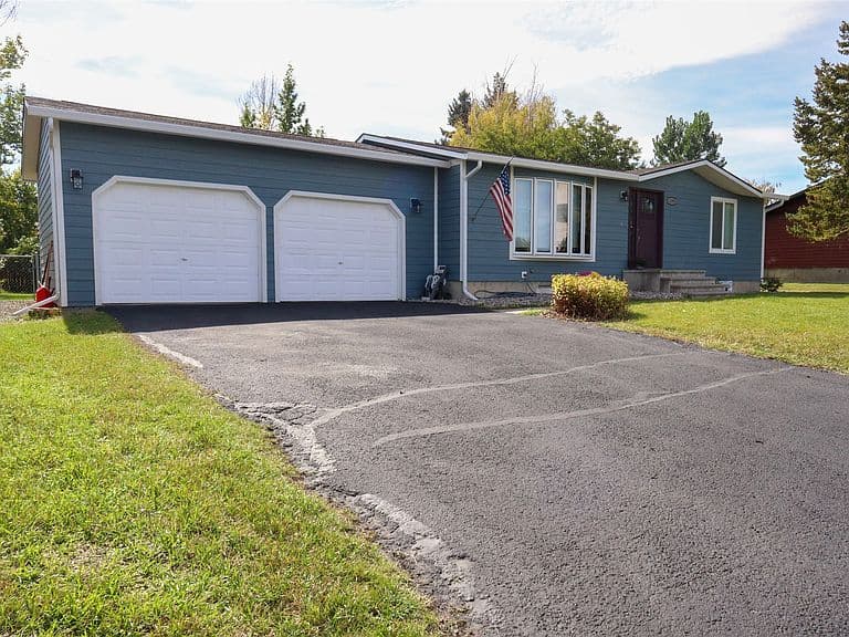 1295 Otter Rd photo 2
