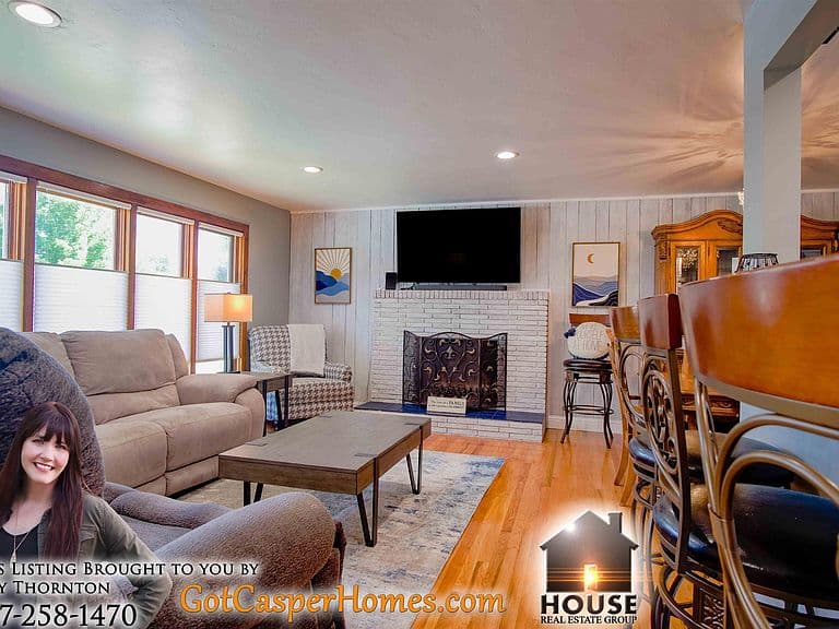 3028 Aspen Dr photo 3