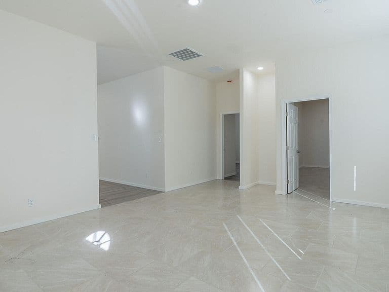 8895 S Marstellar Rd photo 5