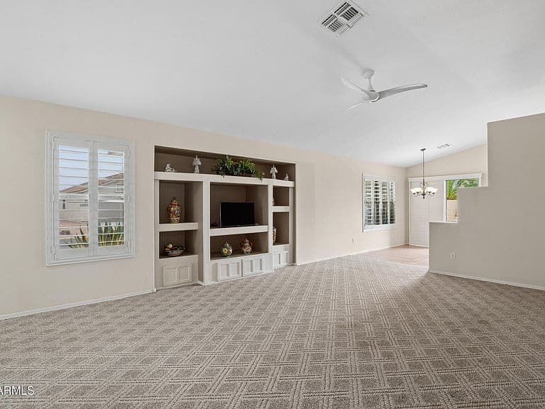 8864 E RED MOUNTAIN Lane photo 5