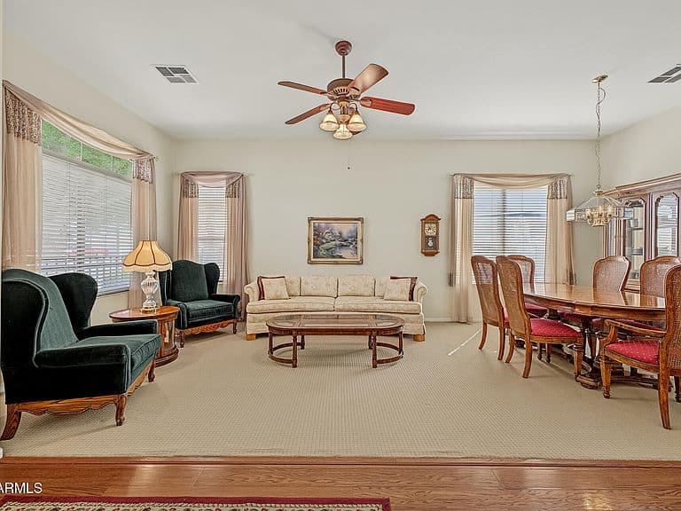 546 S BAHAMA Drive photo 4